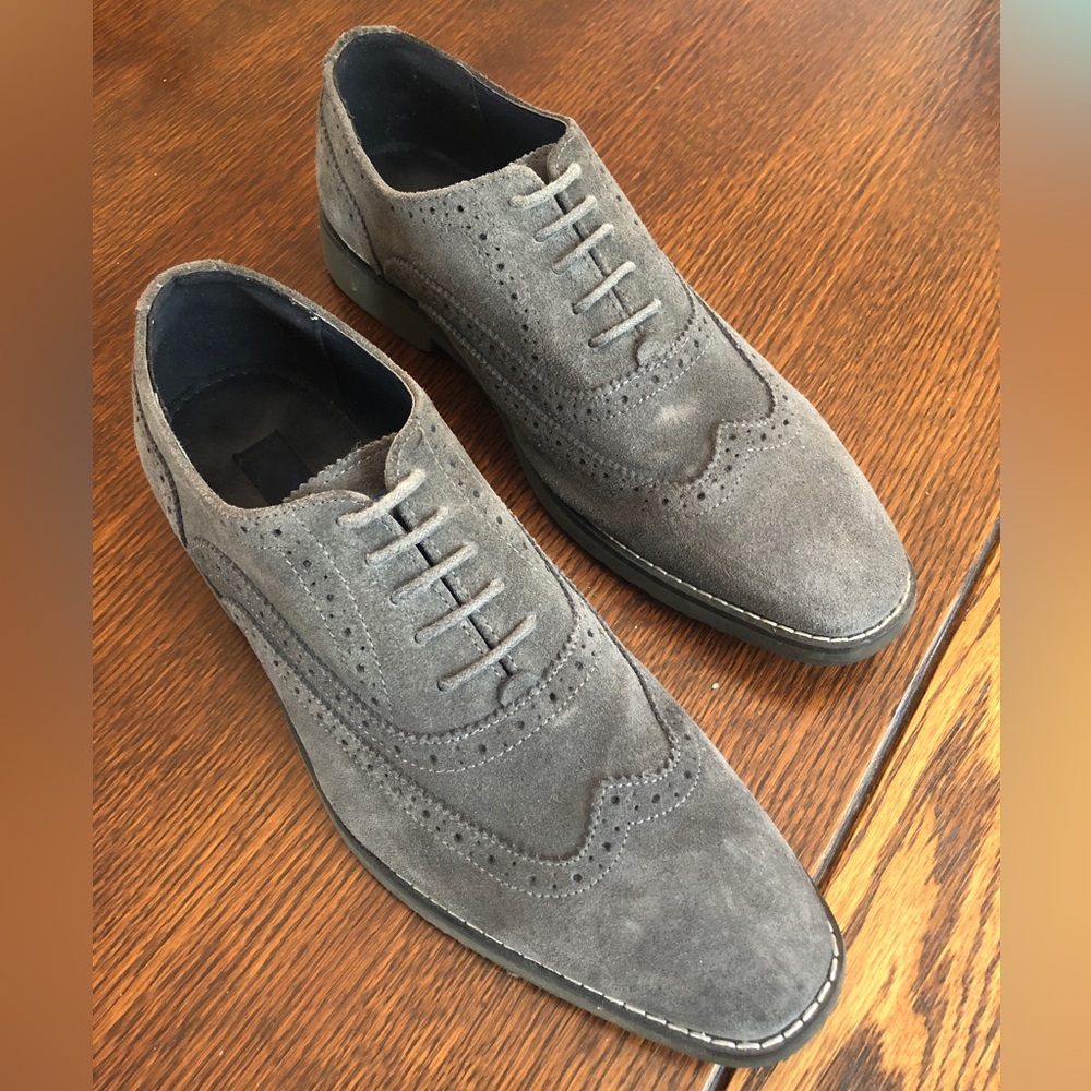 LIKE NEW Men’s Suede Oxford Shoes - Joseph Abboud - gray - size 10